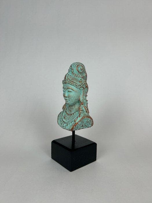 Buste, Nyai Loro Kidul (Javaanse Prinses) op Standaard - 20, Antiquités & Art, Art | Art non-occidental