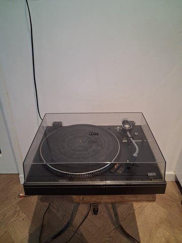 Sanyo - TP-1012UM Semi-Automatic Direct-Drive Platenspeler, Nieuw