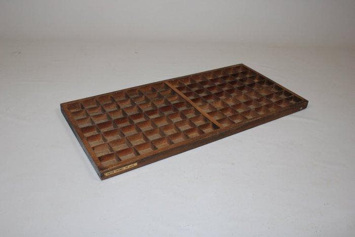 Drukblokken - houten letterbak, Antiquités & Art, Antiquités | Assiettes décoratives & Carrelages