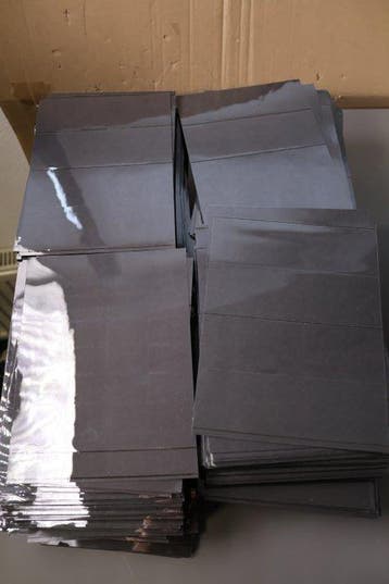 Monde - Env. 1300 cartes dinsertion au format A5 (modèle, Gestempeld