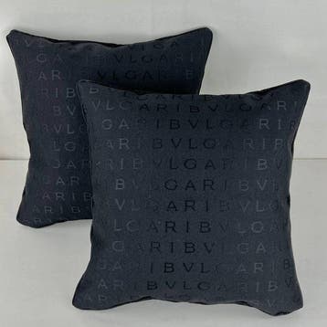 Bulgari - Nouveau lot de deux - Coussin
