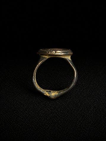 Laat-Romeins / Vroeg-Byzantijns Brons Ring - 4e tot 7e eeuw