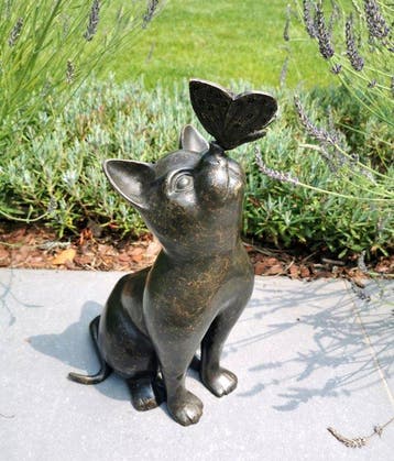 sculptuur, Cat with butterfly - 38 cm - Brons