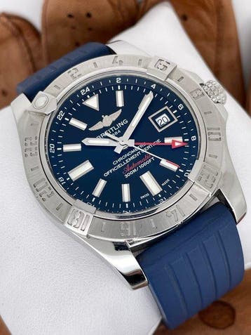Breitling - Avenger II GMT Automatic Special Edition -
