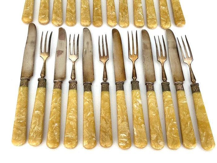 Art deco Bestek voor fruit / kaas dessert - Bestekset (24) -, Antiquités & Art, Art | Objets design