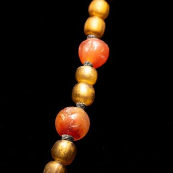 Laat-Romeins / Vroeg-Byzantijns Glas, carnelian Antique