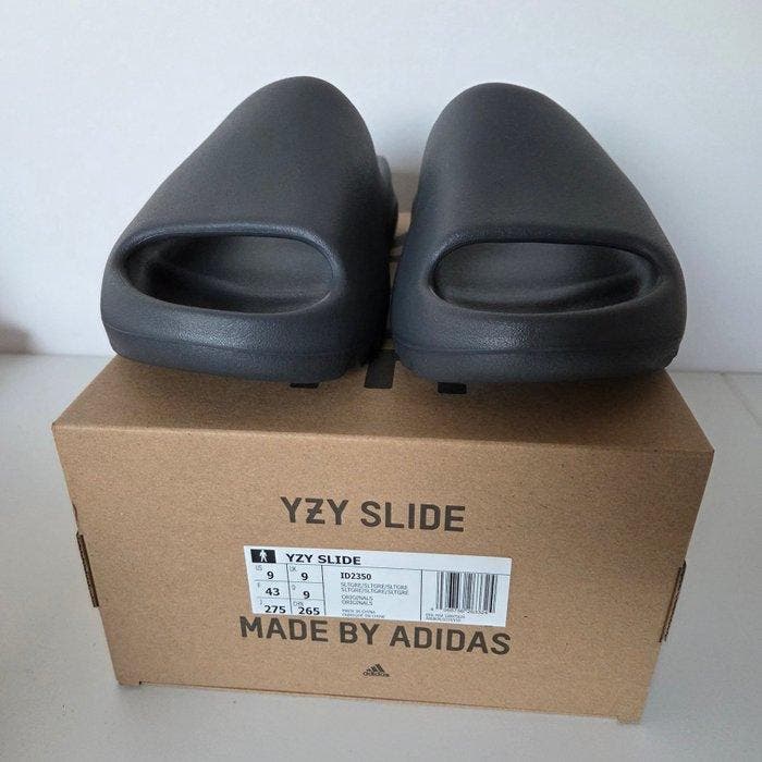 Yeezy X Adidas - Yeezy Slide Slate Grey - ID 2350 - Sneakers, Vêtements | Hommes, Chaussures