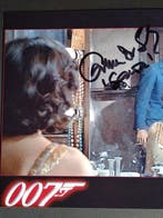 James Bond 007: The Man with the Golden Gun - Sir Roger, Nieuw