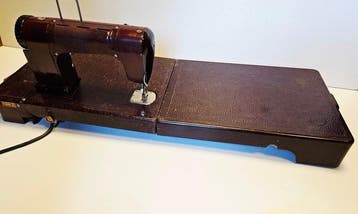 Fischer Mewa Machine à coudre - Portable - Bakélite -