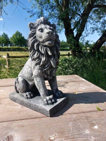 Beeld, tuinbeeld leeuw - 35 cm - cast stone