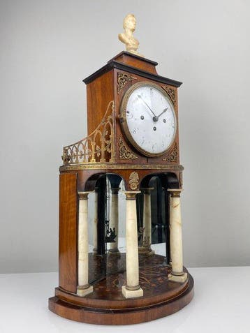 Pendule portique - Bois, Albâtre - 1800-1850
