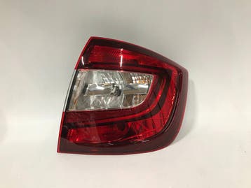 Skoda Rapid 5JH 16- achterlicht rechts LED Europa 5JH945208, Autos : Pièces & Accessoires, Verzenden