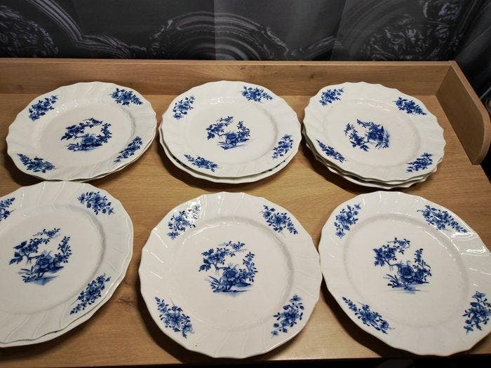Tournai - Bord (11) - assiette plate - Porselein, Antiquités & Art, Antiquités | Meubles | Tables