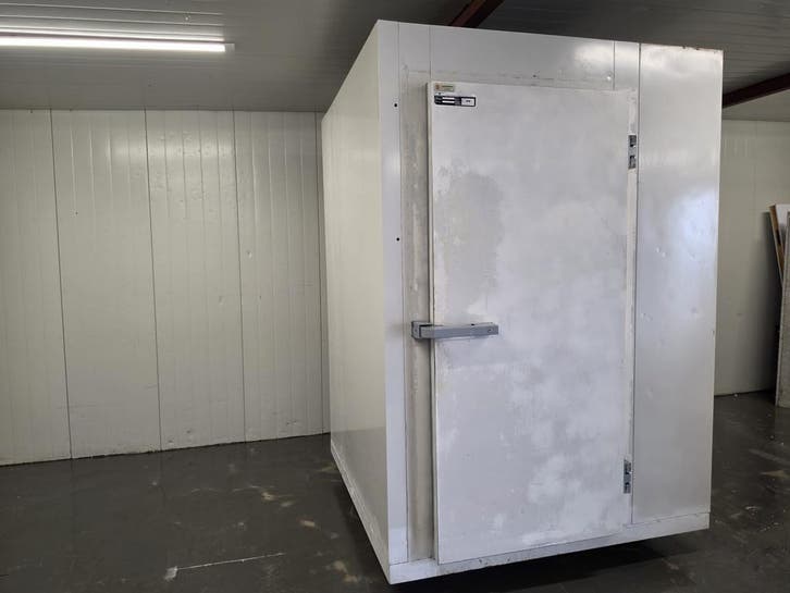 Koelcel 156 x 156 x 226 cm, Zakelijke goederen, Horeca | Keukenapparatuur, Gebruikt, Koelen en Vriezen