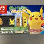Nintendo - Switch - Pokémon Let’s Go Pikachu Edition Console