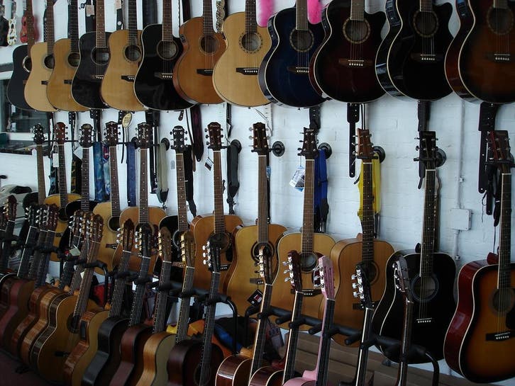 Klassieke en Akoestische gitaren voordeel bij Muziek Center, Muziek en Instrumenten, Snaarinstrumenten | Gitaren | Akoestisch