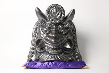 Kutani Toko - Flacon - Porselein - Oni-Gawara demonenmotief