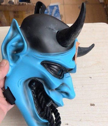 Ornement décoratif - Masque de démon Oni japonais