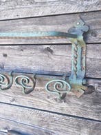 Décoration murale - Murale - France - Porte-manteaux étagère