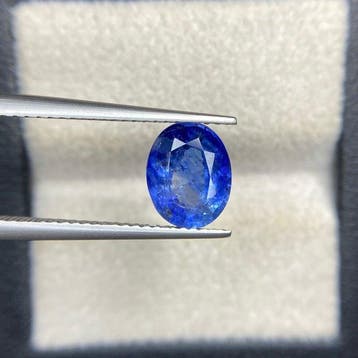 Zonder minimumprijs - 1 pcs Blauw Saffier - 2.04 ct -