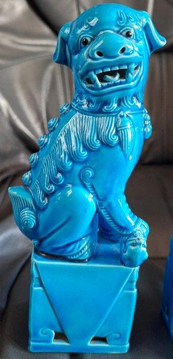Superbe Paire de Chiens de Fo - Porselein - China (Zonder