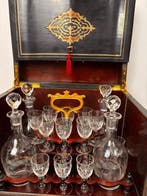 Cave a liqueur Napoléon III - BACCARAT - Armoire à liqueurs