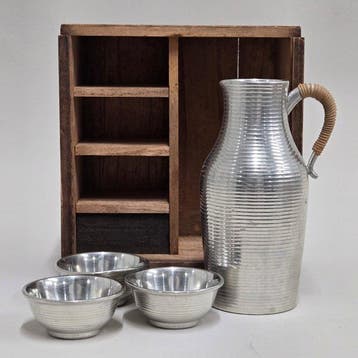 Vintage Japans pure pewter (Hon-Suzu ) sake-set met houten