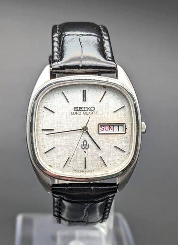 Seiko - Lord Quartz 8243 Day-Date JDM - Sans prix de réserve