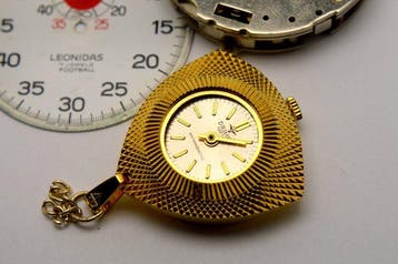 Collection of movement - Anker, Leonidas, Drimer, Alarm -