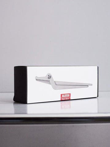 Alessi - Jim Hannon-Tan - Notenkraker - Schatje - Aluminium, Antiek en Kunst