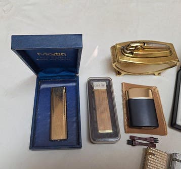 Sans prix de réserve - Briquet - Laiton, Acier, Plastique,