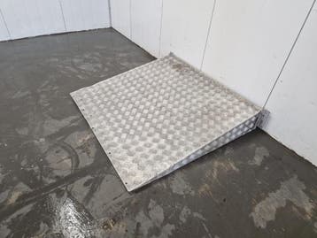 Oprijplaat voor koel- en vriescel 110 x 100 x 16 cm, Gebruikt, Koelen en Vriezen