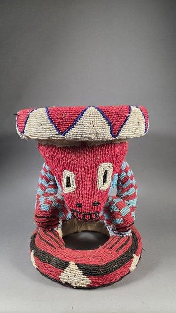 Tabouret en bois et perles - Bamileke - Cameroun
