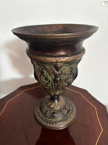 Kelk - Gegoten brons - Bronzen kelk, Antiek en Kunst