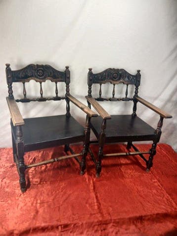 Fauteuil (2) - Bois massif