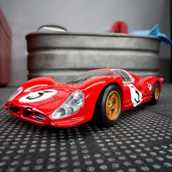 Hot Wheels 1:64 - Modelauto - Elite 64 1967 Ferrari 330 P4,, Hobby en Vrije tijd, Modelauto's | 1:5 tot 1:12