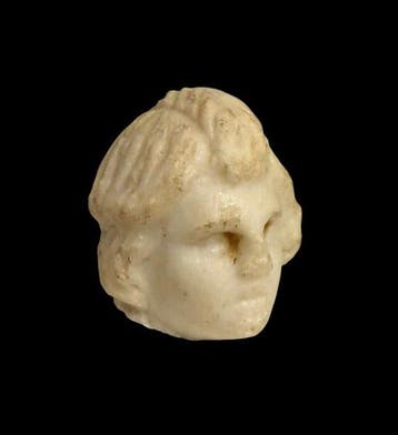 Oud-Romeins Marmer Hoofd van Eros. Met Spaanse
