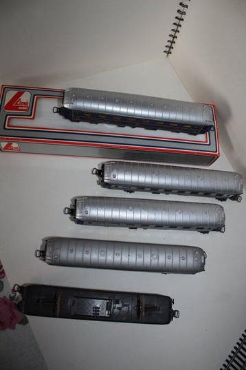 Lima H0 - 20 8027 L - Modeltrein (5) - Serie 15 + 4 autos
