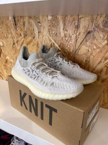 Adidas - Yeezy 350 V2 - Sneakers - Taille : EU 41, Kleding | Heren, Nieuw