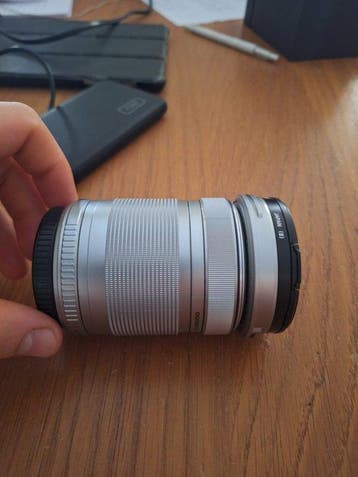 Olympus D Zuiko 40-150/4-5.6 R (Free shipping!) Objectif à
