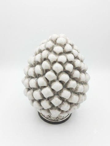Ornement décoratif - Art de Sicile - Italie - Pomme de pin