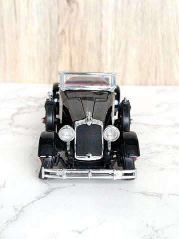Danbury Mint 1:24 - Modelauto - 1927 Stutz Black Hawk