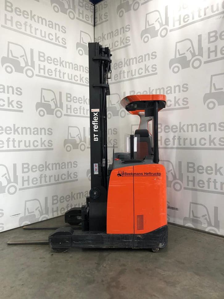 Toyota RRE160  Reachtruck - 1600kg 7000mm, Zakelijke goederen, Machines en Bouw | Heftrucks en Intern transport, Reachtruck, Elektrisch