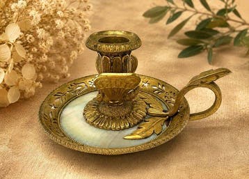 Verguld bronzen Empire-stijl kandelaar met parelmoer –, Antiek en Kunst