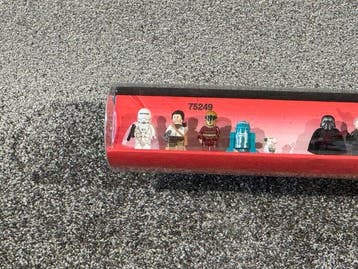 Lego Winkel display - Star Wars - Super Rare Sith Lightsaber