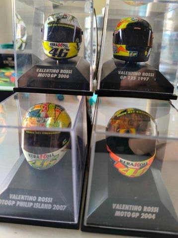 Minichamps 1:8 - Moto miniature (4) - Caschi Valentino Rossi