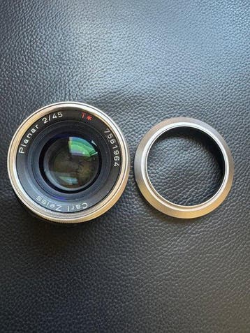 Carl Zeiss Planar 2 / 45 mm T* pour Contax G-series Objectif