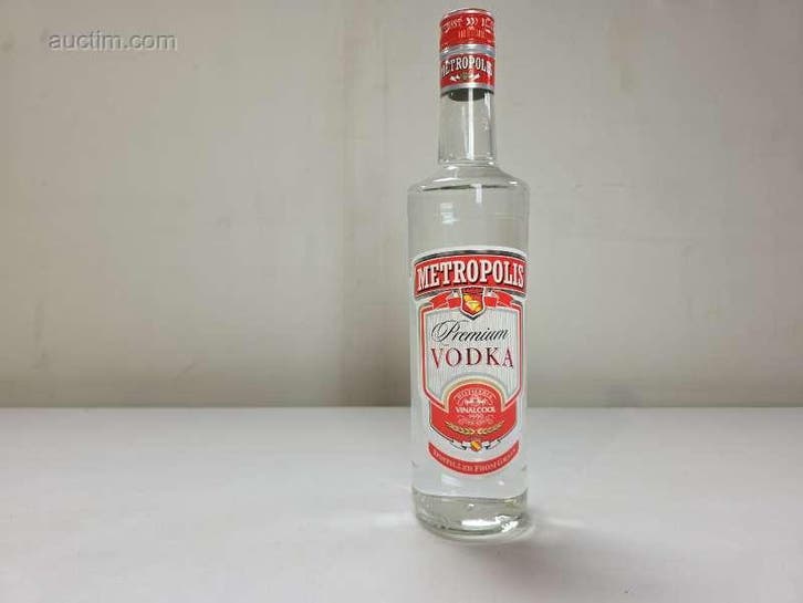 Metropolis Wodka 70 (19x) fles(sen), Articles professionnels, Horeca | Food, Enlèvement