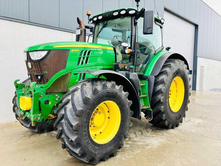 Online veiling - John Deere - 6215R - 4-Wheel Drive, Articles professionnels, Agriculture | Tracteurs, Enlèvement