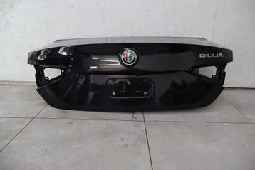 Alfa Romeo Giulia achterklep bagagedeksel, Verzenden, Gebruikt